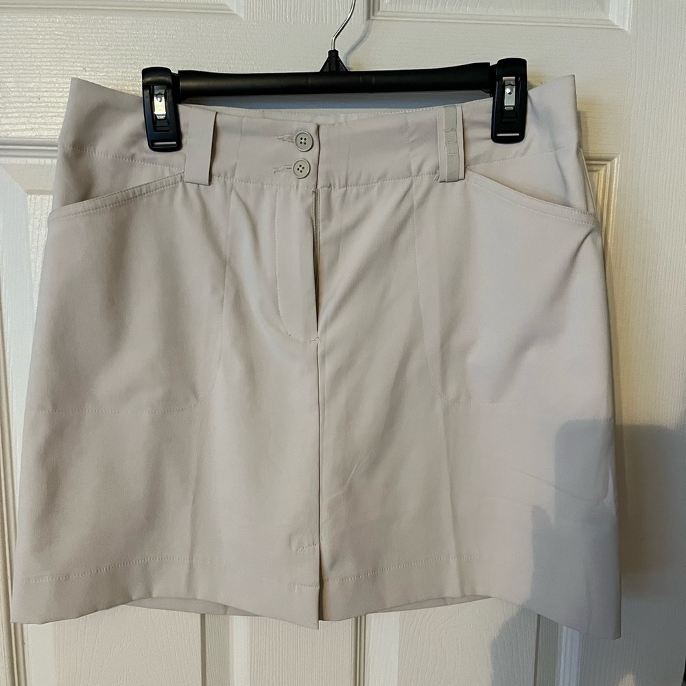 Nike golf skort